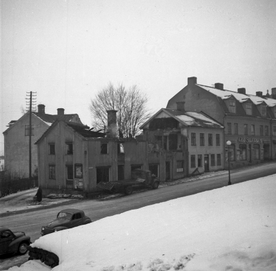 Storgatan
-Thörnbergska husen vid Storgatan 54 rivs -

Dok.110413/KG