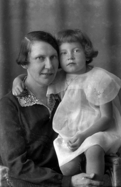 Hulda Olsson, Ekeby Hellerum



Dok.080205/RS