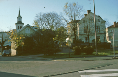 Kampgatan / Parkgatan 
till vänster " Anna på Mangelns " mangelbod

090519/KG