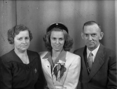 Agnes Anna-Lisa Bertil Allvin

Allvins matsalar ( över Lindeborgs blomsterhandel )