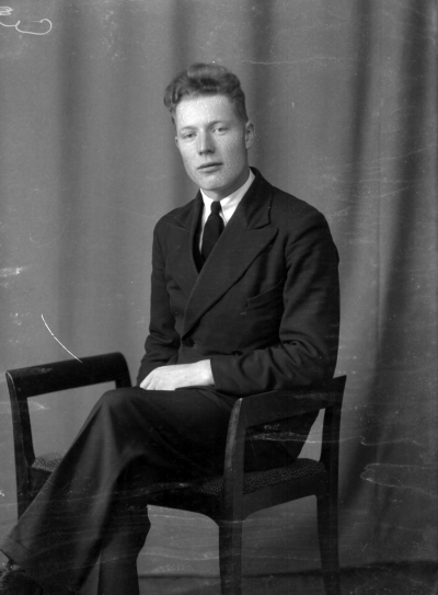 Axel Karlsson



Dok.080422/RS