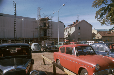 Bygget av Kvalitetsmöbler/Försäkringskassan/Träningshuset
Kvalitetsmöbler invigdes oktober 1973 
090420/KG