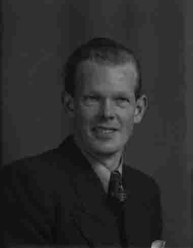 Manne Olsson



Dok.080402/RS