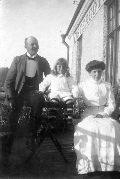 "Farbror o Faster Ebba"           Nordströms