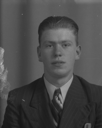 Karl Erik Karlsson
Grägarp


Dok.080612/RS