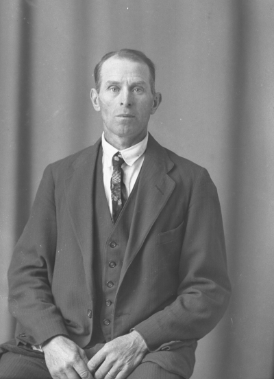 Karl Lundgaren 
Björkhult


Dok.080602/RS