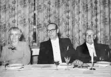 Hantverksföreningens årsmöte, från vänster  1. Agnes Wenström, (fru till Oscar Wenström). 2. Karl Malmberg, fabrikör 3. Oscar Wenström, kopparslagare    