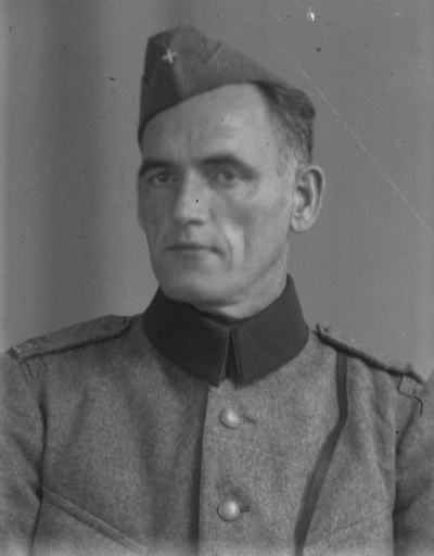 Korpral Johansson



Dok.080701/RS