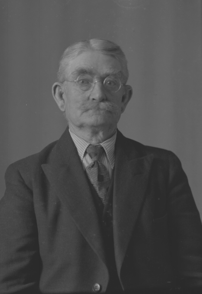 L.P. Larsson
Väderum


Dok.080602/RS