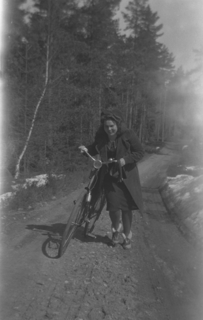 Fröken Elsi Nilsson, Frödinge.



Dok.080205/RS