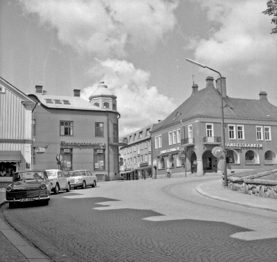 Storgatan
- Föreningsbanken, Handelsbanken -

Dok.110401/KG