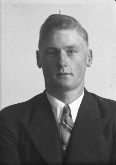 Erik Larsson



Dok.080515/RS