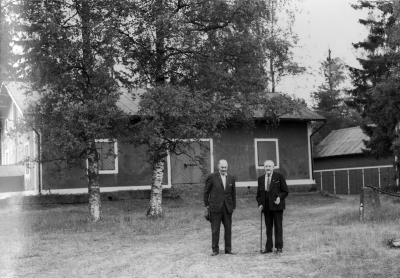 Från vänster  1. Oscar Hultberg Hultsfred,  2. Albert Karlsson Vimmerby ( Lanstorms kapten död 1972 ) Tagit i Hultsfred 1969.     