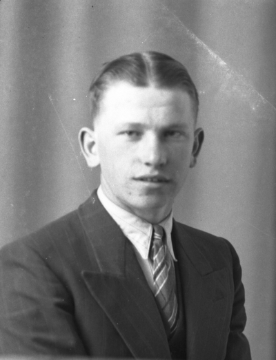Ivar Karlsson
Ludvigsborg



Dok.080402/RS
