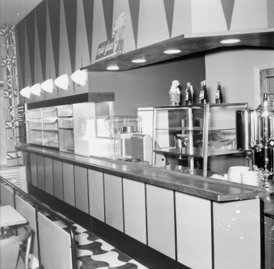 Interiör från Mjölkbaren vid Sevedegatan
Ägare Hellkvist

Dok.100603/KG