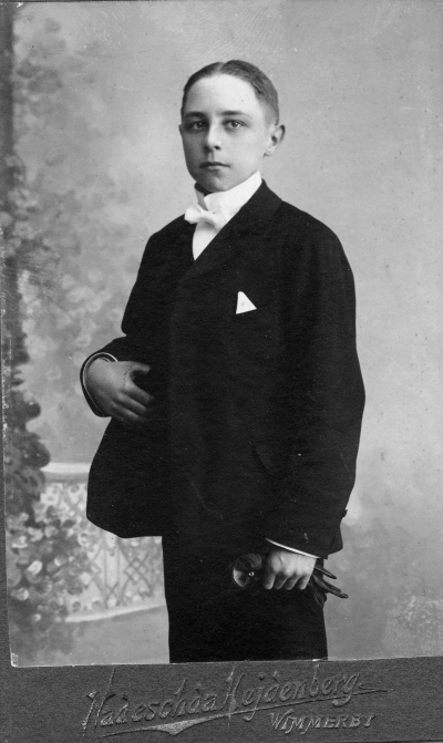 Gustaf Adolf  Wahlberg, född 1894.